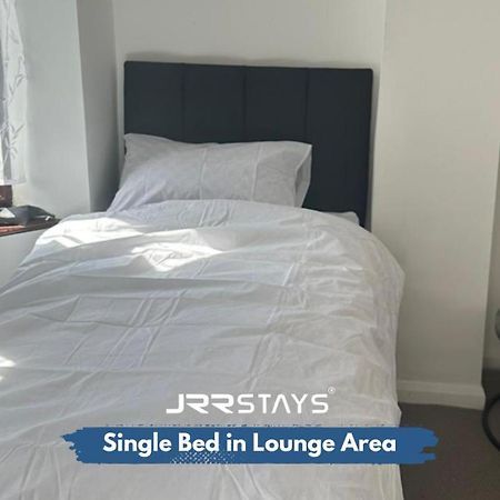 Nuneaton - Ideal 3 Bedroom, Wi-Fi Parking, Sleeps 6 - Jrr Stays Extérieur photo